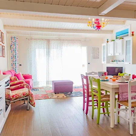 Gorgeous In With Kitchen Donnalucata (Sicily)
