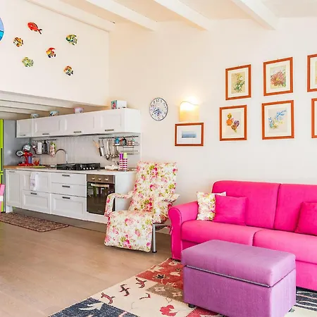 Apartment Gorgeous In With Kitchen *